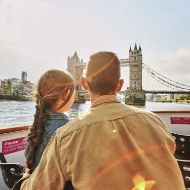 22747 Riverboat Tour 1A Father Daughter 084 Rgb Ns 2